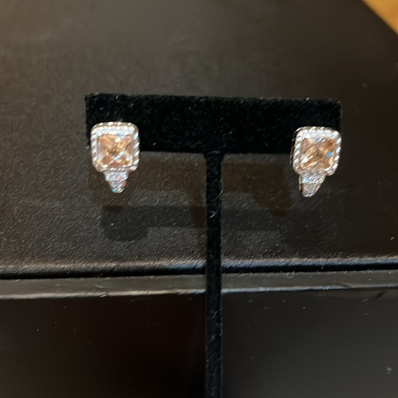 Beautiful .925 Rhinestone/Amber Earrings - Picture 5 of 9